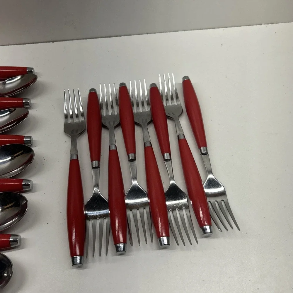 Vintage Fiesta Fiestaware Red Flatware 38 Piece Set Stainless Taiwan